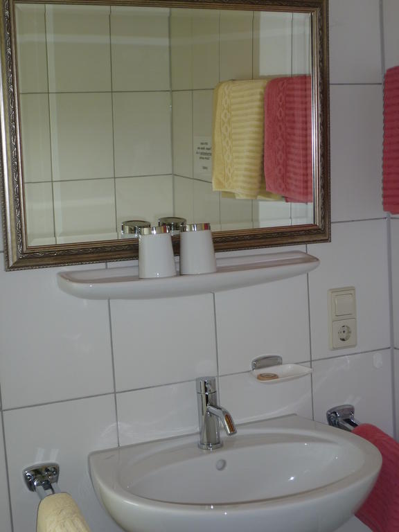 Gesundheitshotel Haus Sonnenstein Залем Екстериор снимка